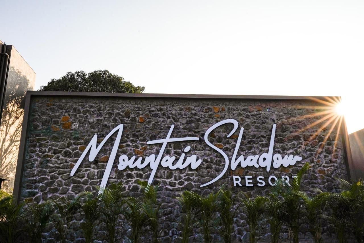 Mountain Shadow Resort Igatpuri Esterno foto